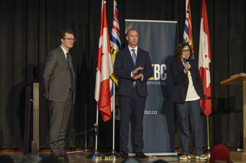 Vancouver-Townhall-37