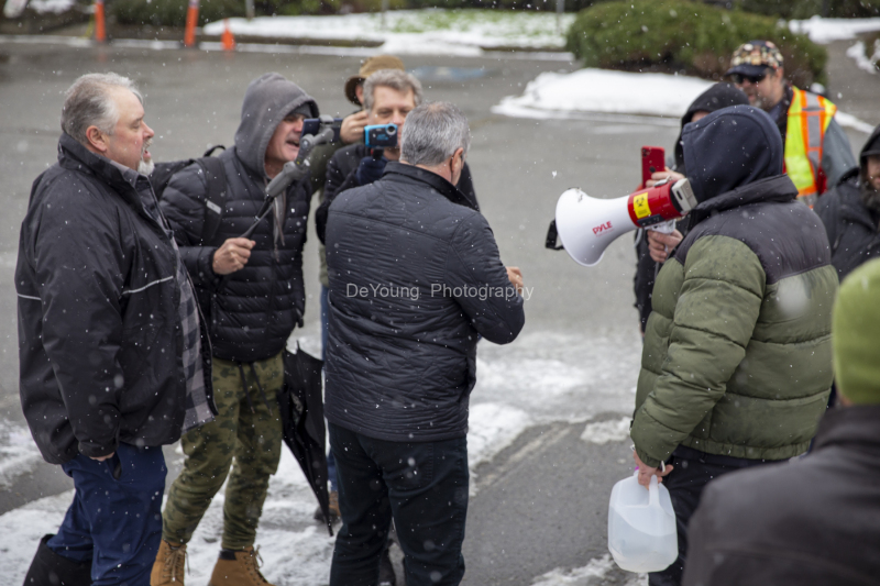 Global-News-Convoy-1_-24