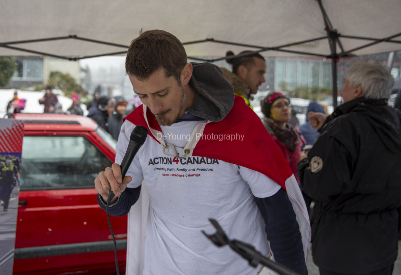 Global-News-Convoy-1_-35