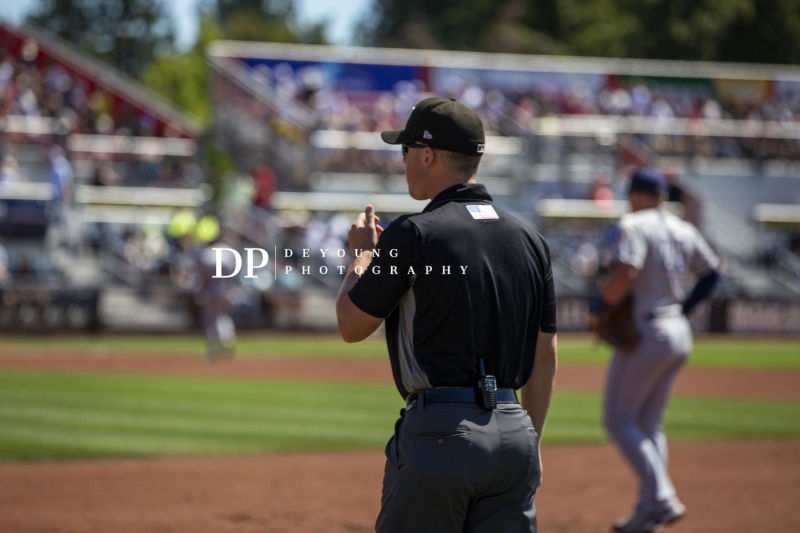 NatBailey-70x200_-15