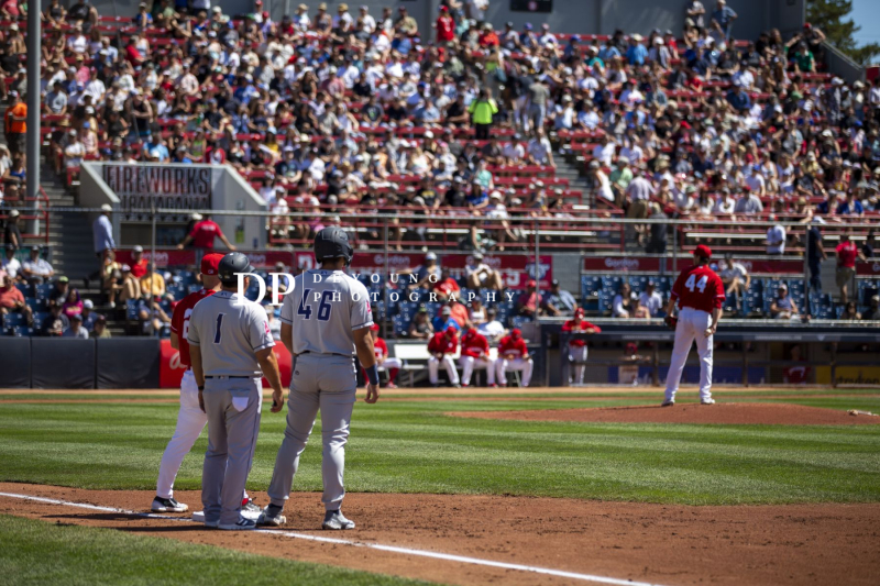 NatBailey-70x200_-18