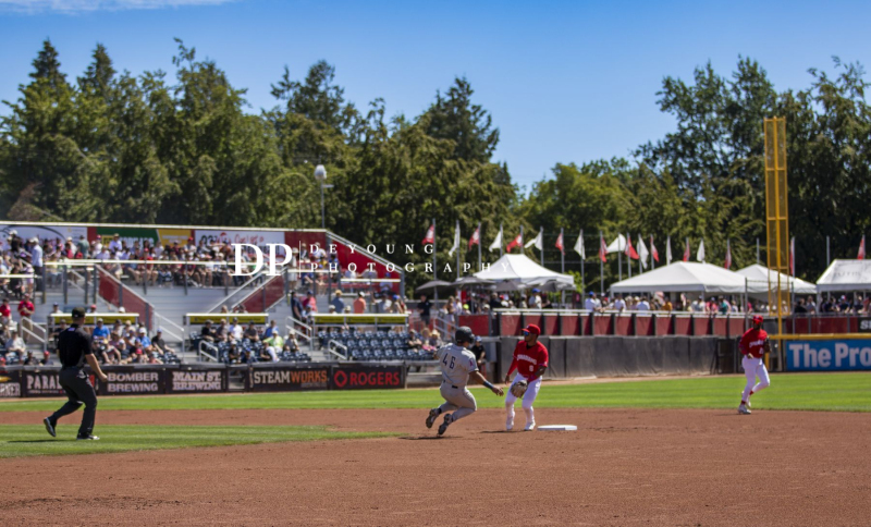 NatBailey-70x200_-19