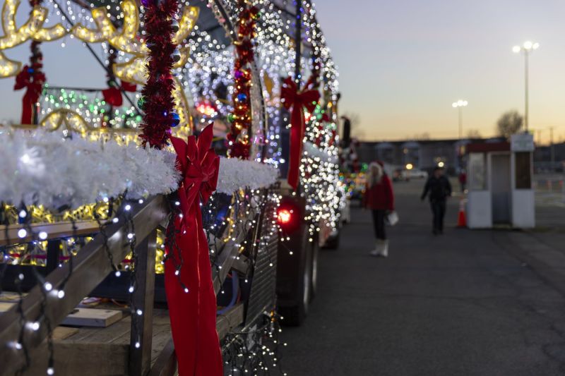 SantaParade2024-14