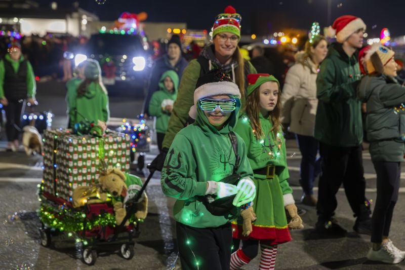 SantaParade2024-27