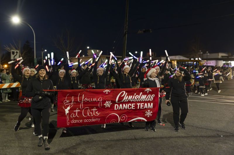 SantaParade2024-29