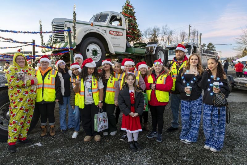 SantaParade2024-4