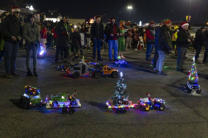 SantaParade2024-44