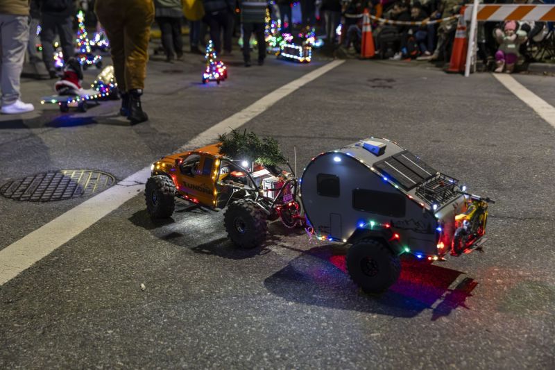 SantaParade2024-45