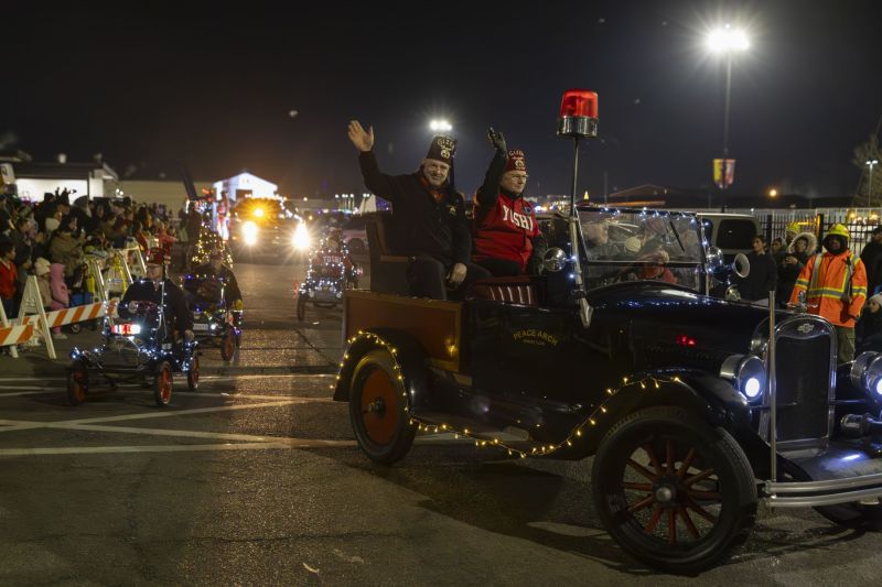 SantaParade2024-48