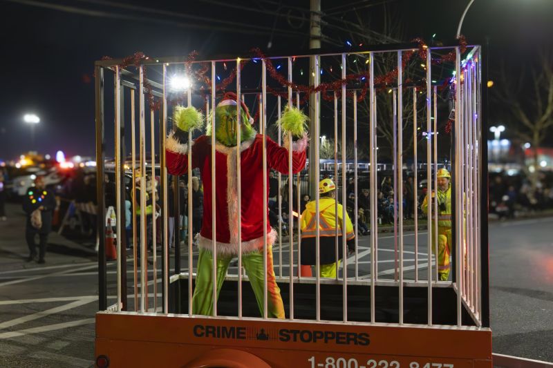 SantaParade2024-50