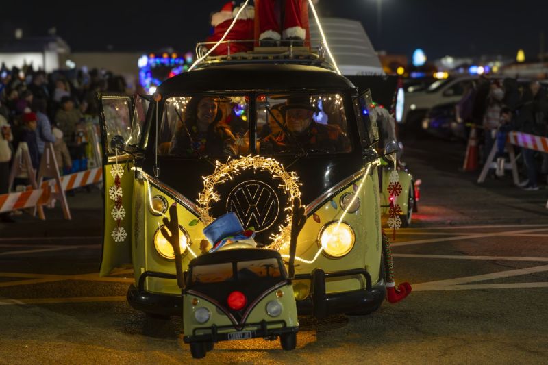 SantaParade2024-56