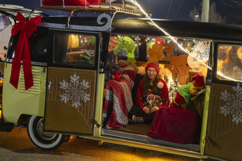 SantaParade2024-57