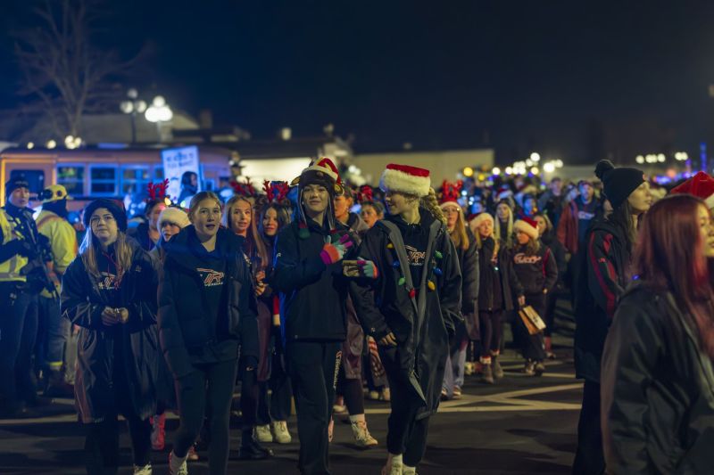 SantaParade2025-56