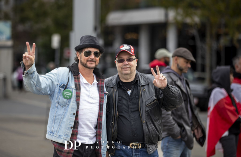 JackPoole-70x200_-14