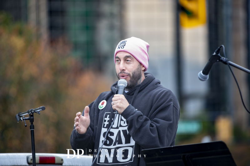 JackPoole-70x200_-32